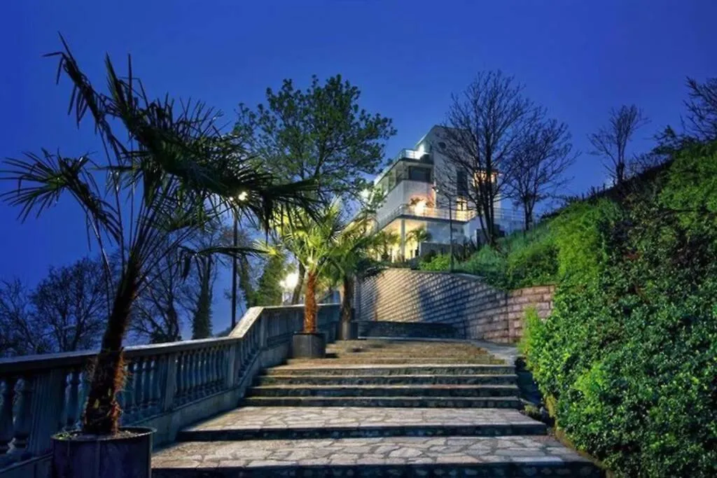 Comfy Home In The Heart Of Μπουργκάς 0*,  Βουλγαρία